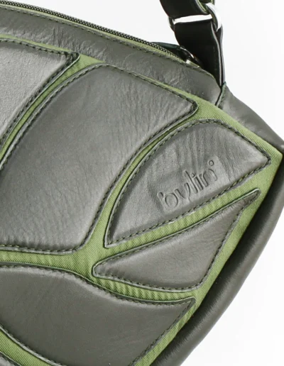 Daun Vintage Shine Leather On Green Canvas